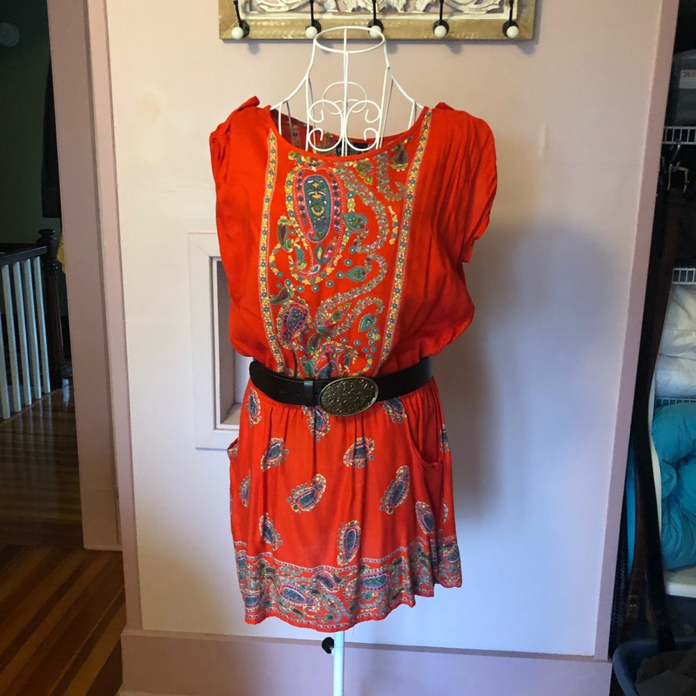 Mini dress with pockets. Belt is extra